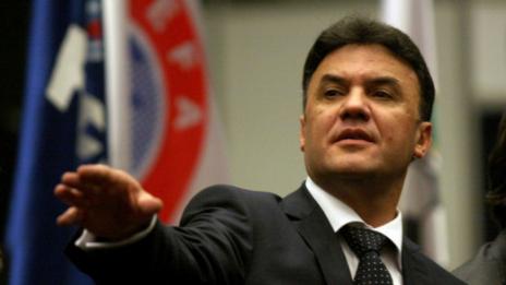  Четири клуба от елита подкрепят Боби Михайлов