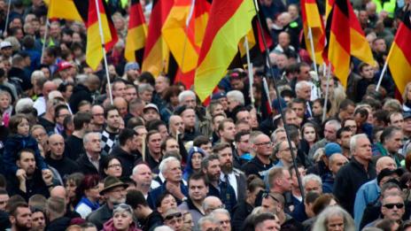 Германци протестират срещу български и румънски мигранти