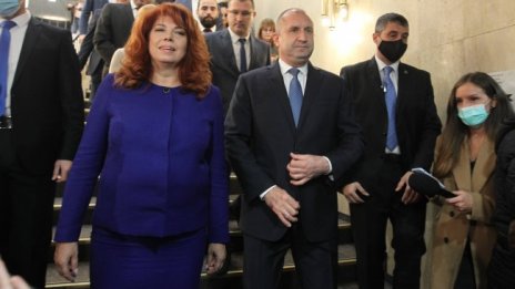 При 99,82% от протоколите: Радев получава 66,7%, Герджиков - 31,82%