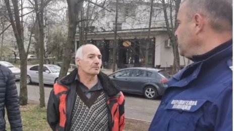 Поредният педофил пипнат от ловците. Мерак имал към момченце ВИДЕО