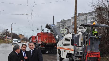 Започна вторият етап от ремонта на булевард „Трети март“ (СНИМКИ)(ОБНОВЕНА)