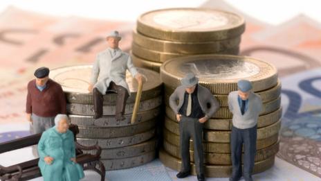 Покупките на осигурителен стаж намаляват с една четвърт