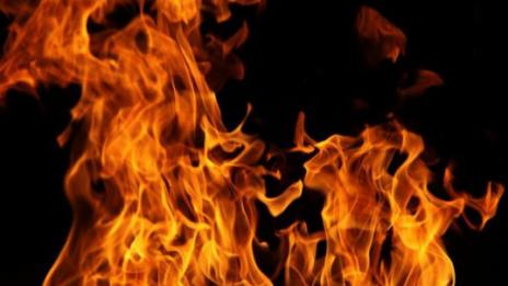 Деца запалиха пожар в училище във Враца