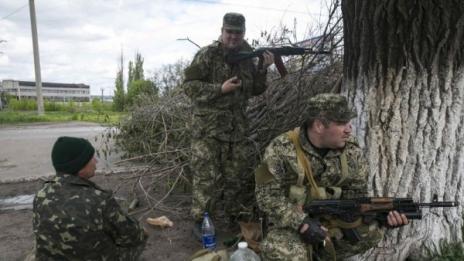 Над 30 души загинаха при  безредици в Украйна
