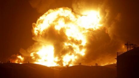 Експлозия в Газа уби баща и син