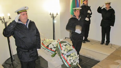 Отбелязаха 578 години от битката на народите край Варна (СНИМКИ)
