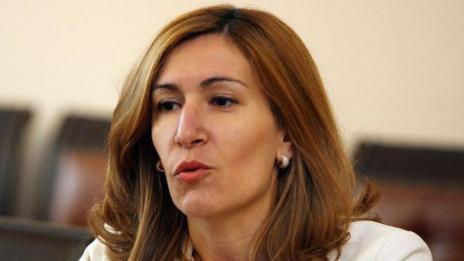 Ангелкова не вижда напрежение в кабинета, важен бил диалогът