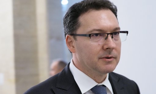 Митов: Радев се опитва да извлече краткосрочни дивиденти с темата за еврото 