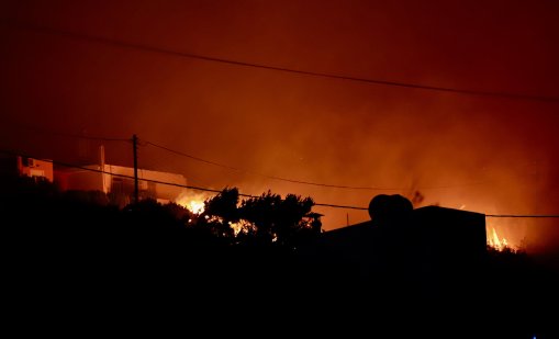 Български пожарникари участват в гасенето на огъня на Халкидики, пламна и Крит