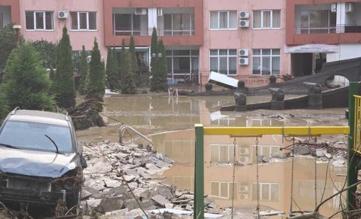 МЗ с препоръки за водата и храната в районите с наводнения