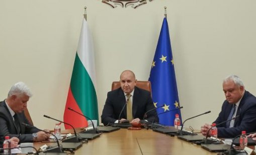 Румен Радев: Изпращаме бюджет 2027 в ЕК, няма да вдигаме основни данъци