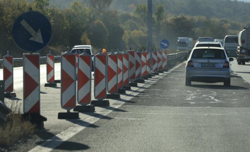 Ограничават движението по АМ "Хемус" в посока Варна заради ремонт