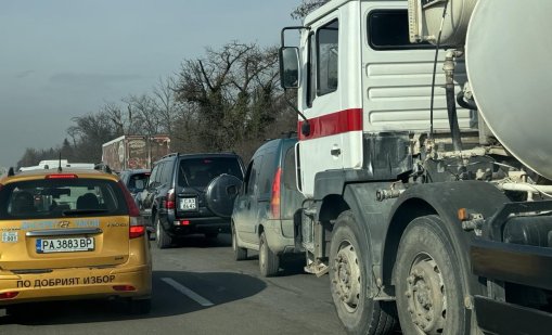 Ремонти превръщат в кошмар пътя Варна-Бургас