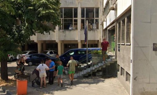 Под носа на полицията варненец открадна оборота на пекарна