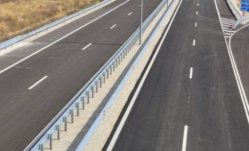 Ремонт ограничава движението на Тракия днес