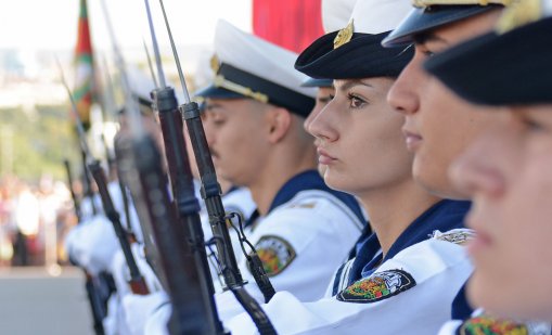 Курсанти от випуск 2025 на ВВМУ с присвояване на първо офицерско звание 