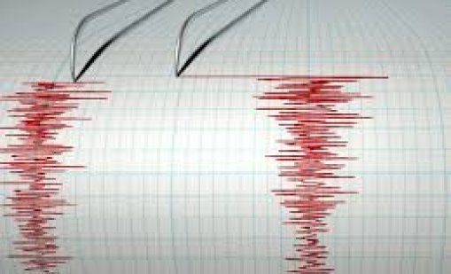 Мощно земетресение между Аляска и Канада