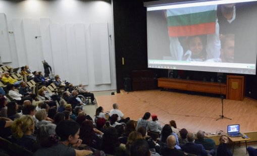 Вдъхновяващи житейски истории на хора с увреждания бяха показани във Варна