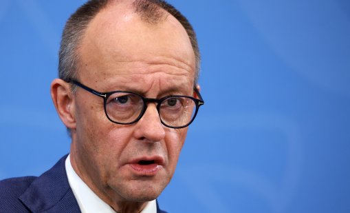 Мерц никога няма да бъде обичан от германците, но как управлява страната? 