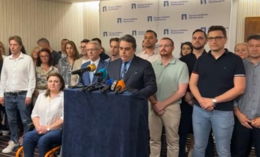 Асен Василев остава единствен лидер на ПП до избора на ново ръководство