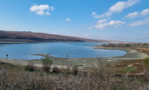 Четири населени места с общо 3914 жители във Варненска област са на воден режим