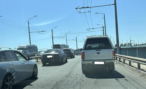 Изследват техническото състояние на Аспаруховия мост