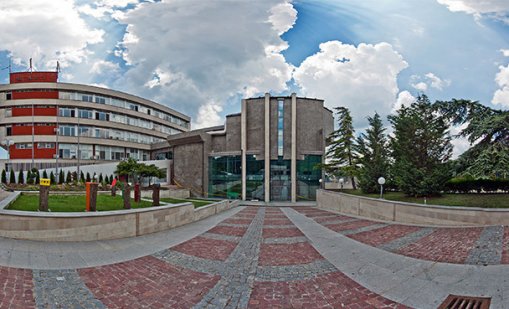 Над 1600 студенти от ВСУ ще практикуват в реална работна среда