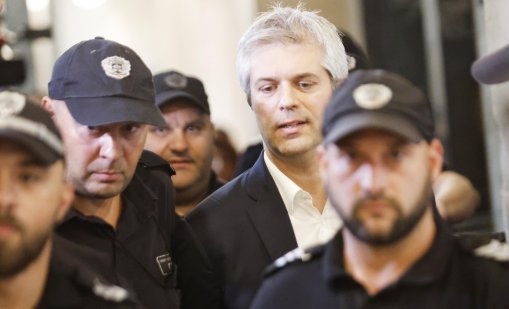 Разглеждат сигнал до ОИК за отпуската на Благомир Коцев, искат отстраняването му