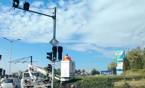 Пускат дясна секция на възлово кръстовище във Варна