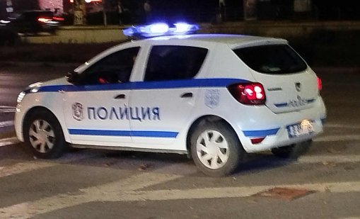 Тир блъсна и уби мъж, полицай загина в опит да обезопаси инцидента