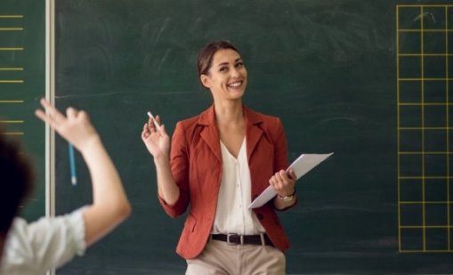 Криза: Назначиха 179 педагогически специалисти без опит във Варненско