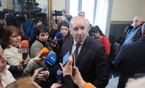 Румен Радев: Правителството се опитва само да се събори