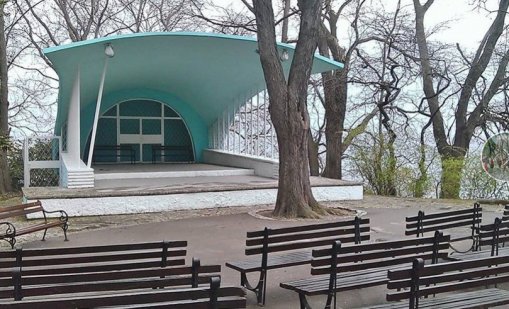 Безплатни концерти на сцена „Раковина“ и през септември