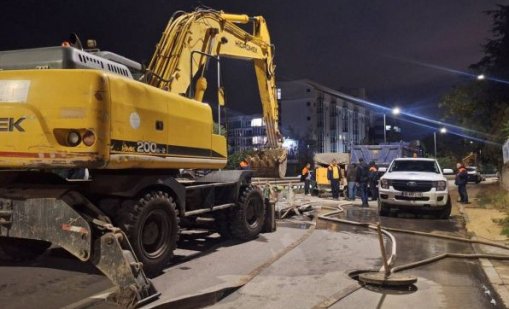 Пропадна пътят между "Св. Св. Константин и Елена" и "Евксиноград" заради ВиК авария
