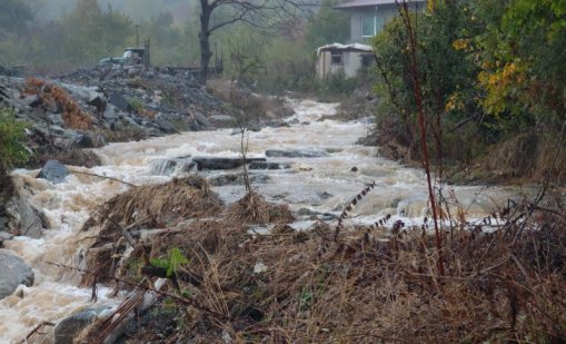 Части от Черноморието отново са под вода