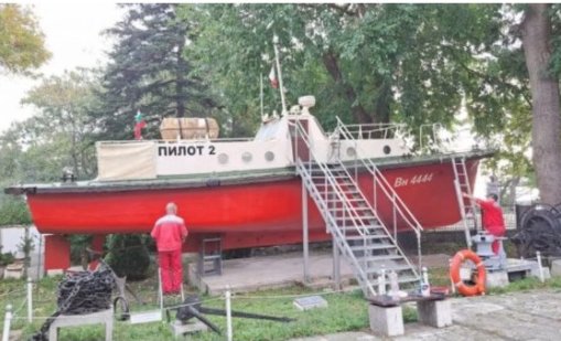 Реновираха катера "Пилот 2" във Военноморския музей на Варна