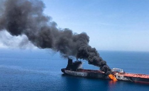 Пожар на още един кораб в Черно море край Румъния, осем моряци са в неизвестност