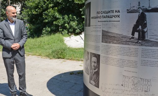 Община Варна повишава качеството на градската среда с изложба на украински скулптор