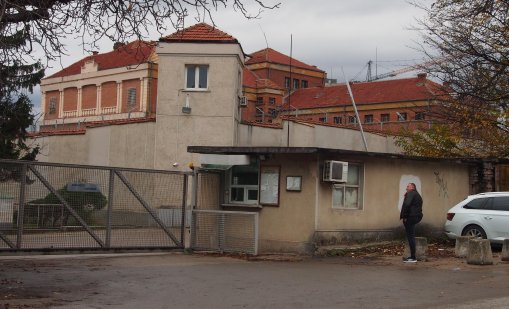 Георгиев с подробности след ареста на надзиратели във Варна:  Затворът не е разграден двор