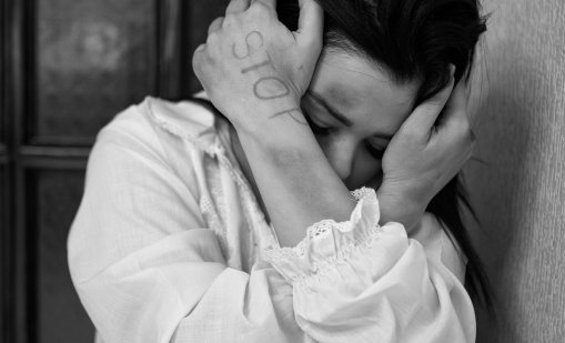 Домашното насилие в България остава дълбоко подценен проблем, 22 жени са загинали за 2025 г.