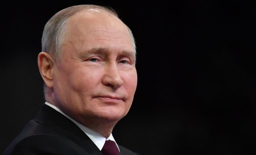 Русия ще глобява за търсене и четене на "екстремистко съдържание"