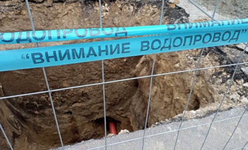 Авария на магистрален водопровод промени маршрута на четири автобуса във Варна