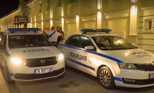 Хванаха нови над 100 непълнолетни младежи по баровете и дискотеките във Варна