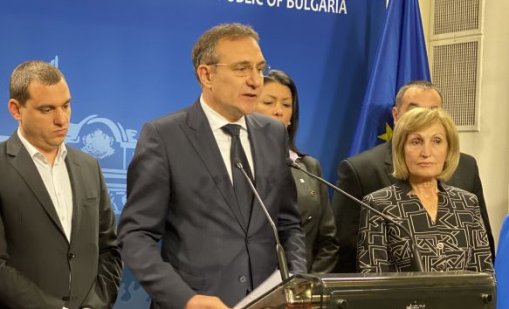 Гуцанов: 111 сгради с отпаднала необходимост може да станат домове за възрастни хора