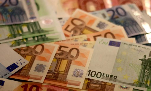 Любопитни факти за еврото: Ето от какъв материал са направени и коя банкнота се използва най-често