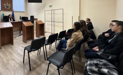 Студенти  проведоха практически занятия по право в Административен съд – Варна