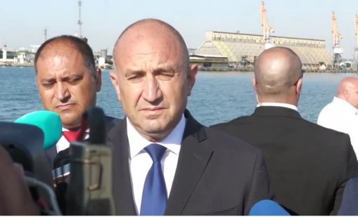 Радев идва във Варна за празника на ВМС