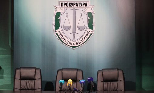 Задържаха мъж от град Девня, заплашил да убие жената, с която живее 