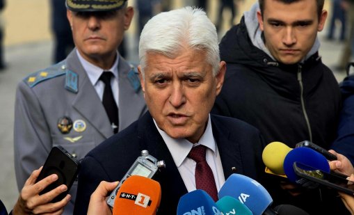 Стоянов: Самолетът &bdquo;Посейдон&ldquo;, кацнал във Варна, ще изпълнява мисии докато е необходимо