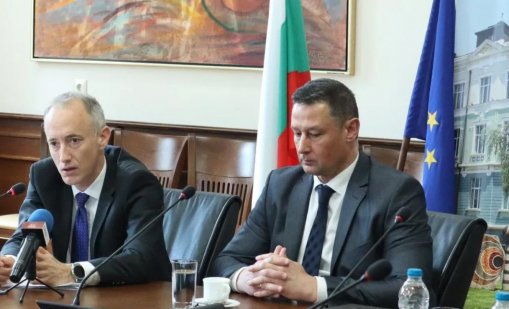 Министър Вълчев от Варна: Реформите в българското образование включват промяна в учебните програми